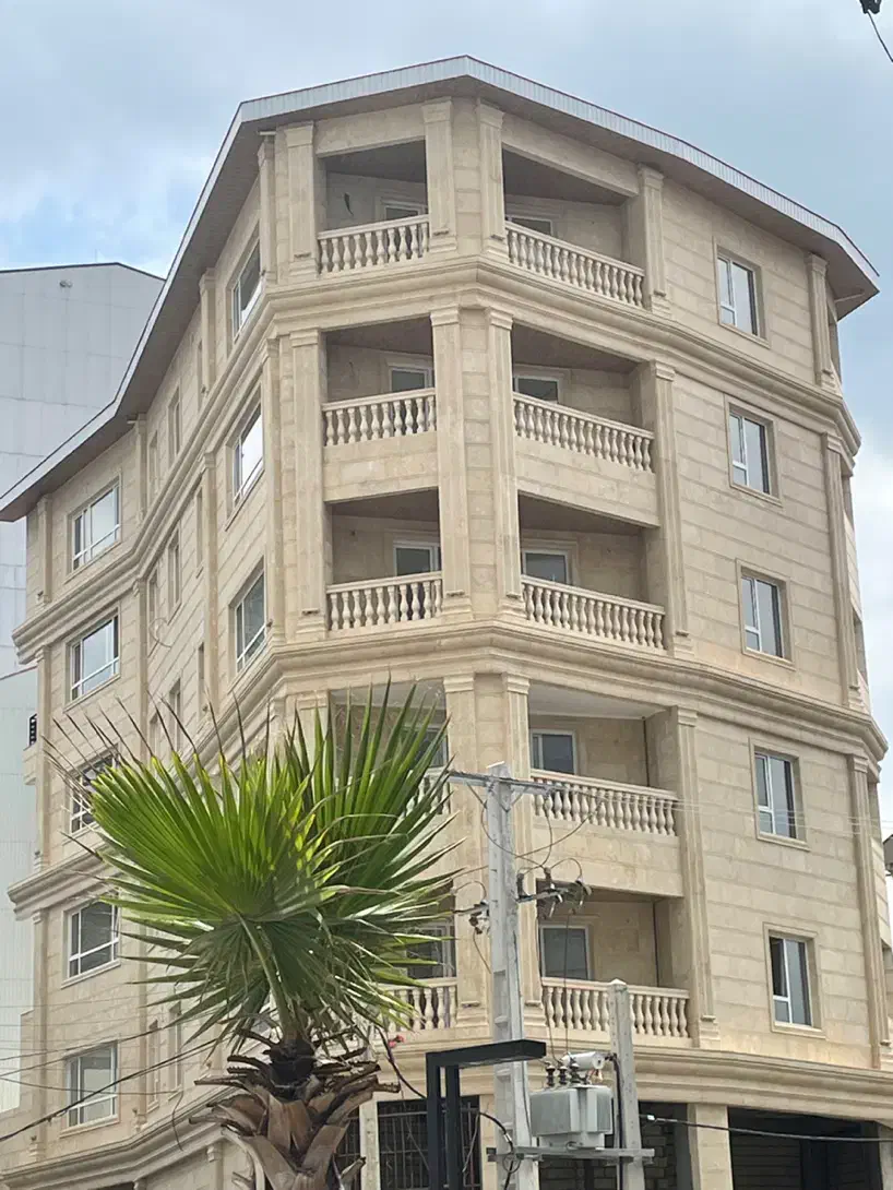 فروش واحد نوساز ویودار خیابان حزین|فروش آپارتمان|لاهیجان, حزین|دیوار