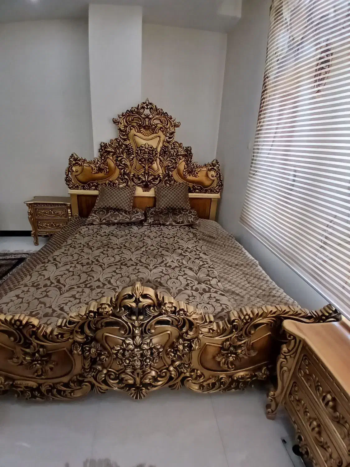 وسایل خونه تخت خاب و میز کنسول|مبلمان خانگی و میز عسلی|همدان, |دیوار