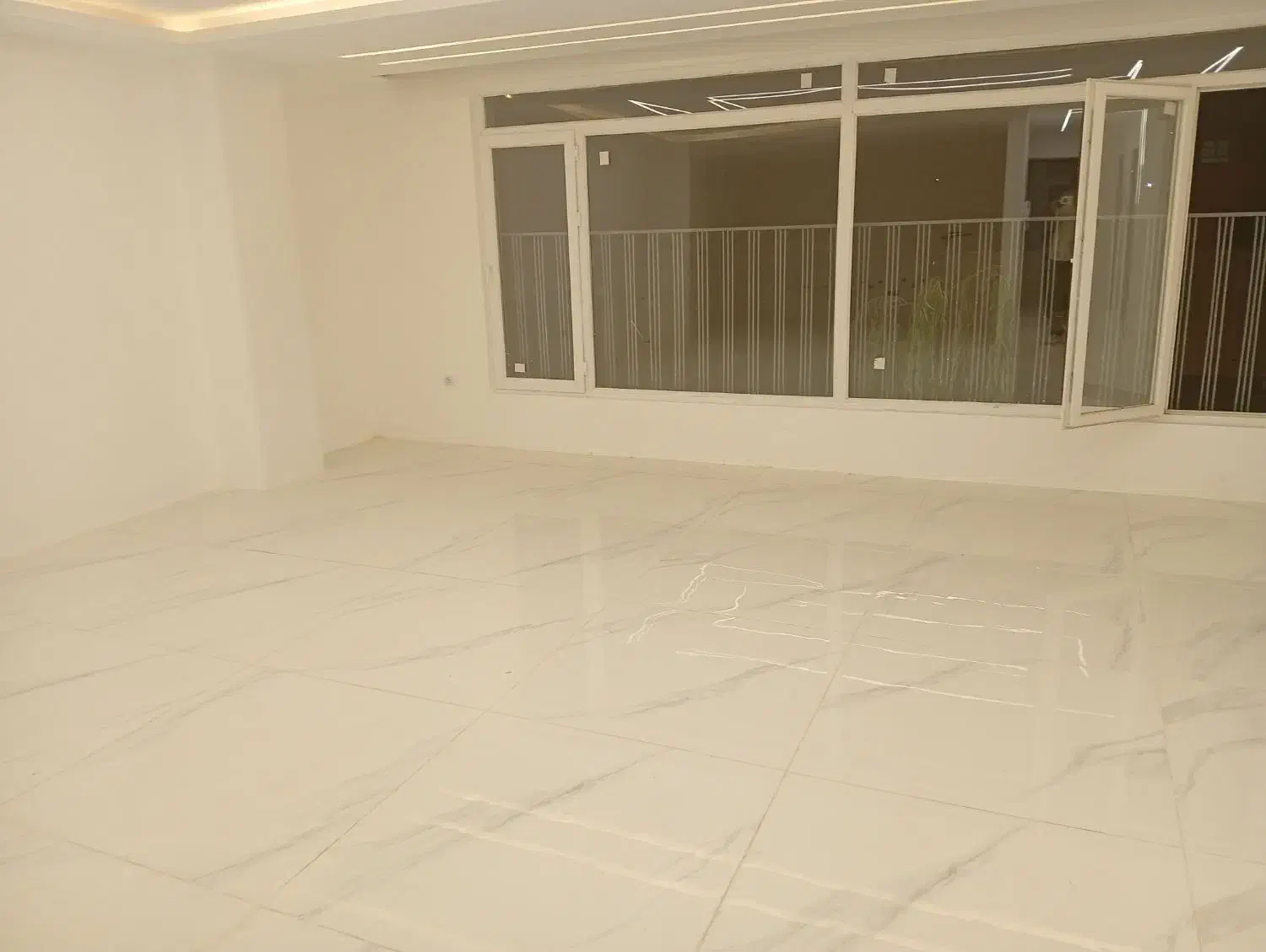 آپادانا ۱۲۵متر دوخواب|فروش آپارتمان|شیراز, شهرک گلدشت حافظ‎|دیوار