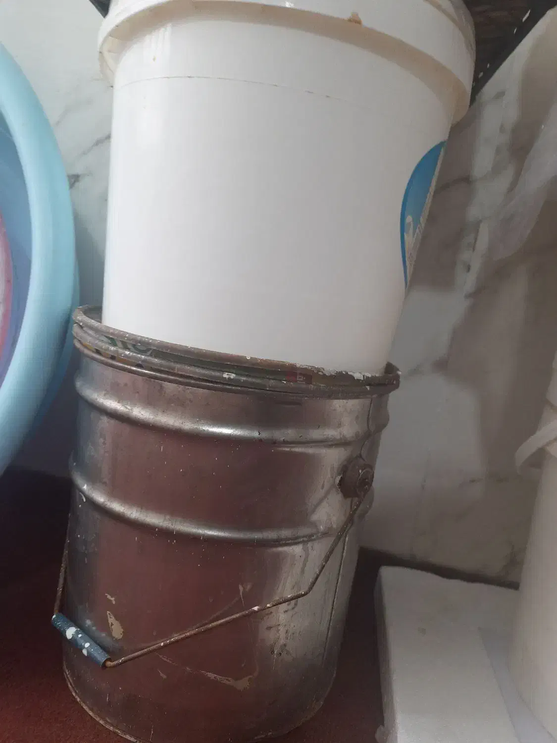 بشکه|ظروف نگهدارنده، پلاستیکی، یک‌بارمصرف|خورموج, |دیوار