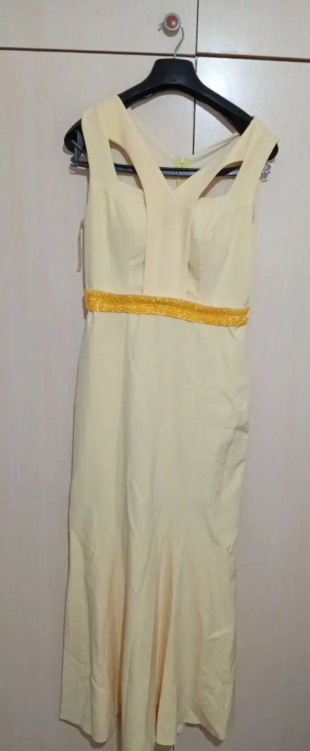 لباس مجلسی|لباس|گلبهار, شهر جدید گلبهار|دیوار