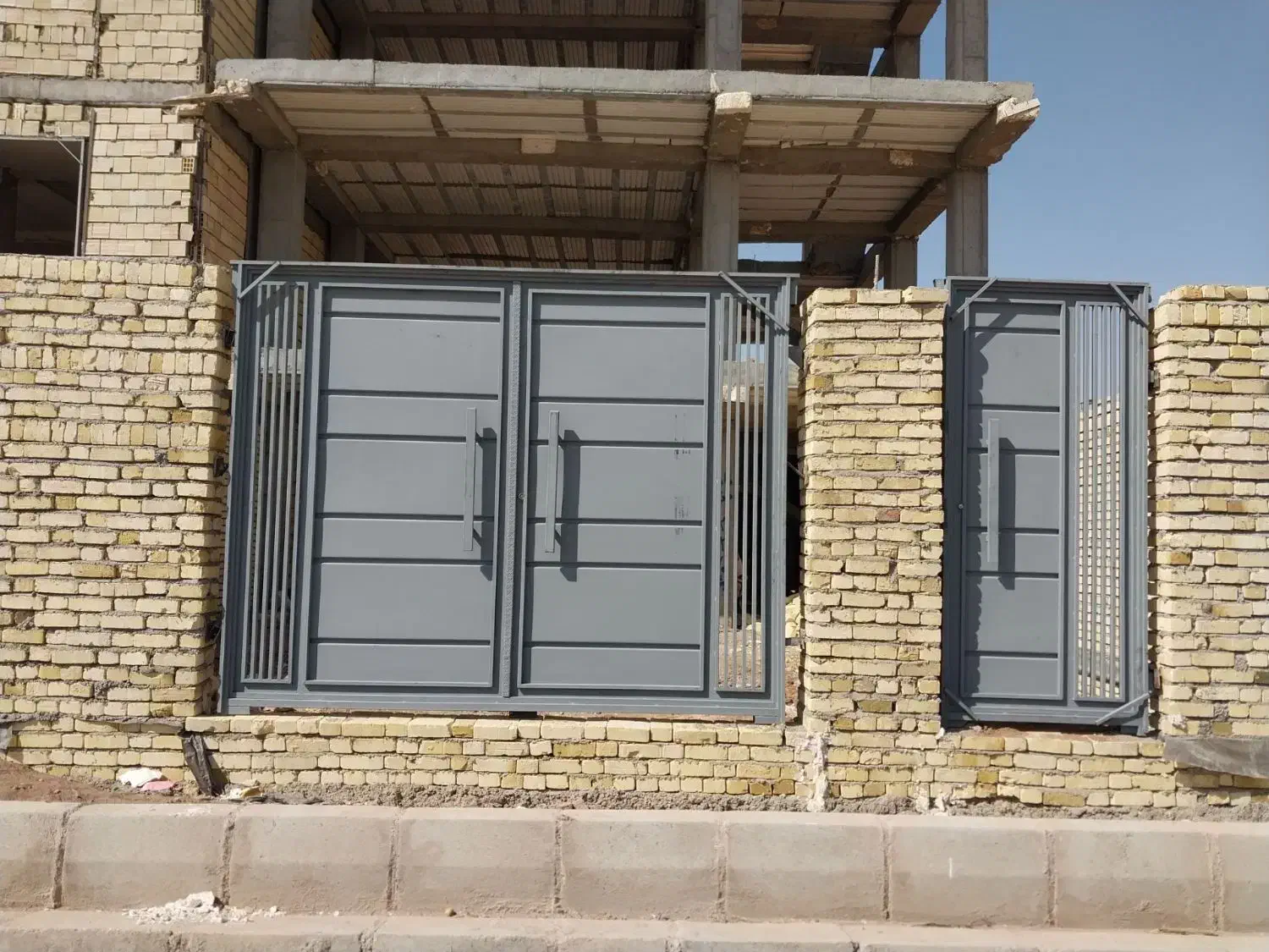 شهر درب. دروازه|مصالح و تجهیزات ساختمان|اقبالیه, |دیوار