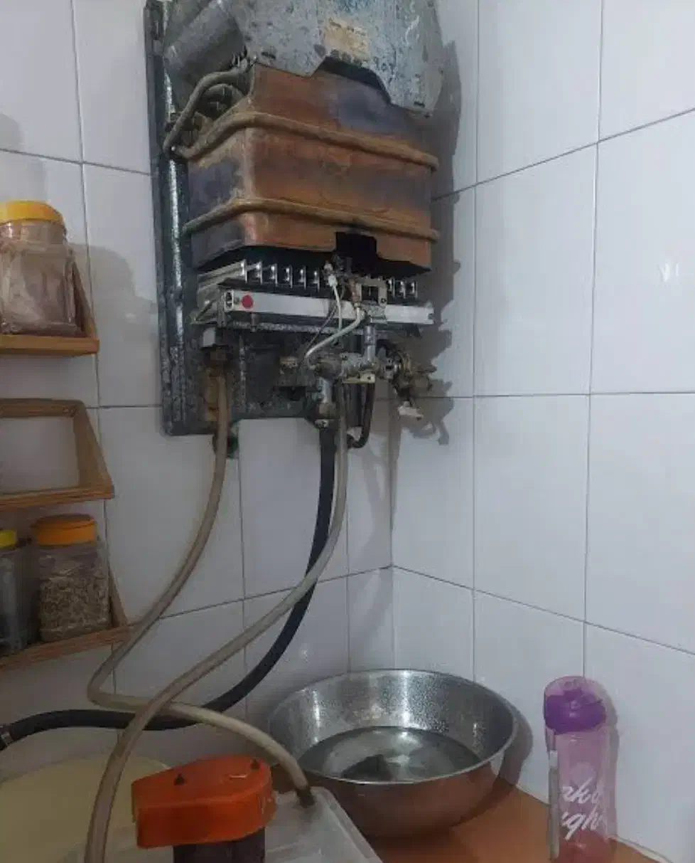 بهترین تعمیرکار تعمیر ابگرمکن گازی و برقی سرویسکار|خدمات پیشه و مهارت|بندر کنگان, |دیوار