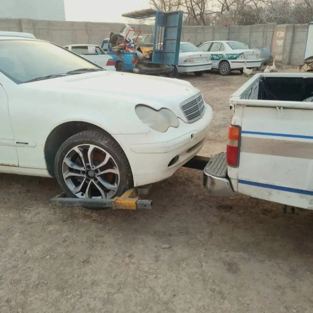 یدک کش اراک امداد خودرو اراک جک چرخگیر(قیمت مناسب)|خدمات حمل و نقل|اراک, |دیوار