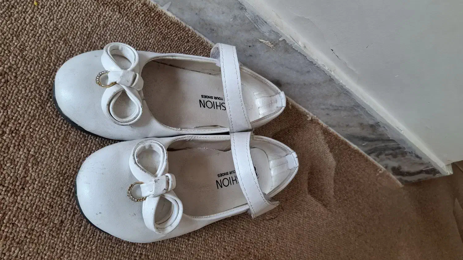 کفش دخترانه|کفش و لباس بچه|اصفهان, امامزاده اسماعیل|دیوار