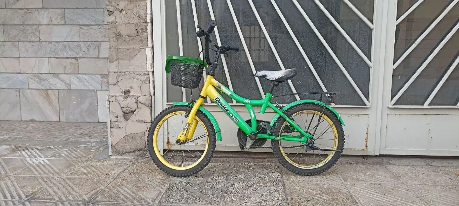 دوچرخه ۱۶ سالم و تمیز|دوچرخه، اسکیت، اسکوتر|محمدیه-قزوین, |دیوار