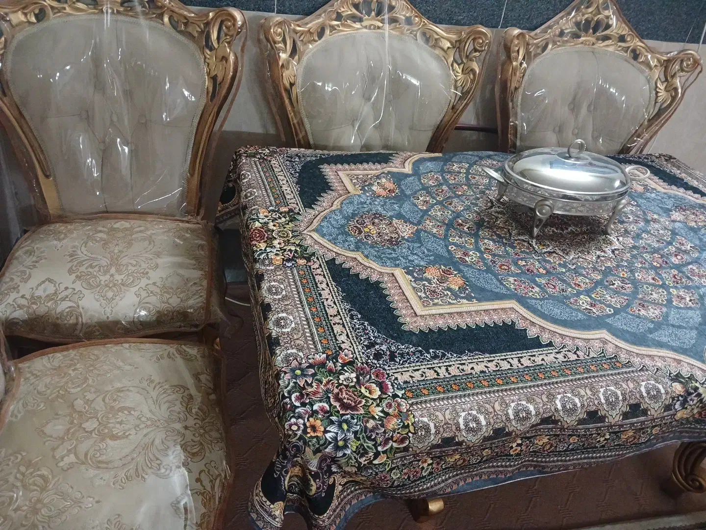 میز ناهارخوری ۶نفره|میز و صندلی غذاخوری|قم, بکایی|دیوار