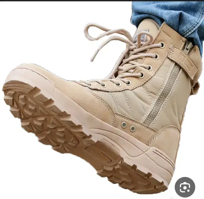 یک جفت پوتین نو|کیف، کفش، کمربند|نجفآباد, شیخ بهایی جنوبی|دیوار