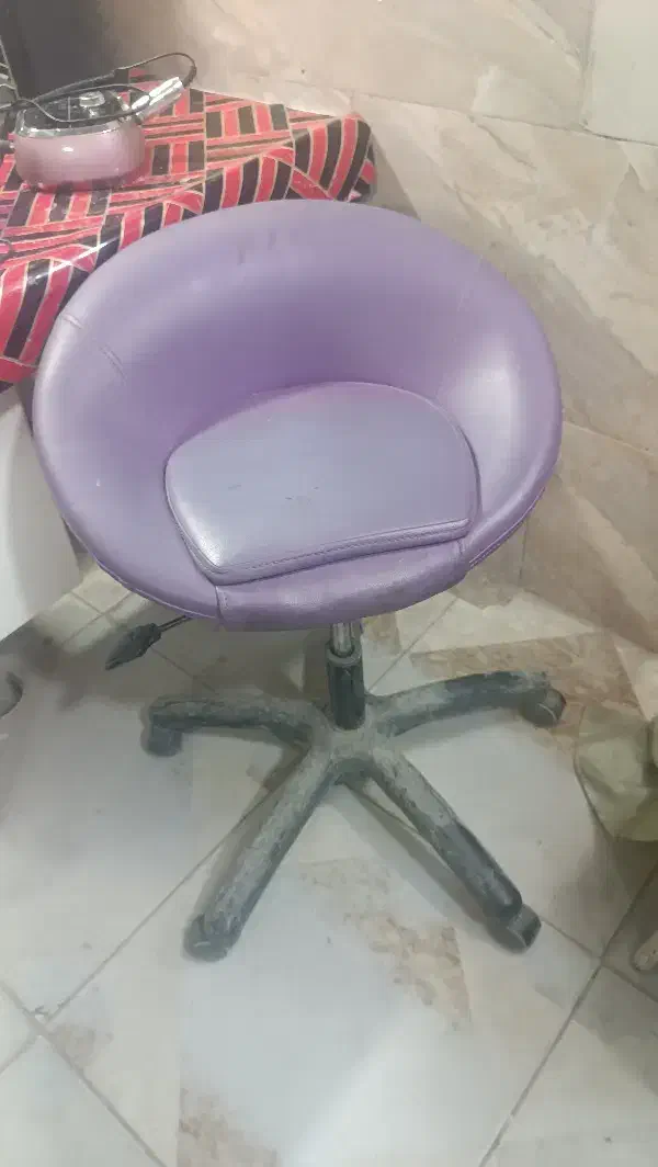 تابوره|میز و صندلی غذاخوری|مشهد, شهید بصیر|دیوار