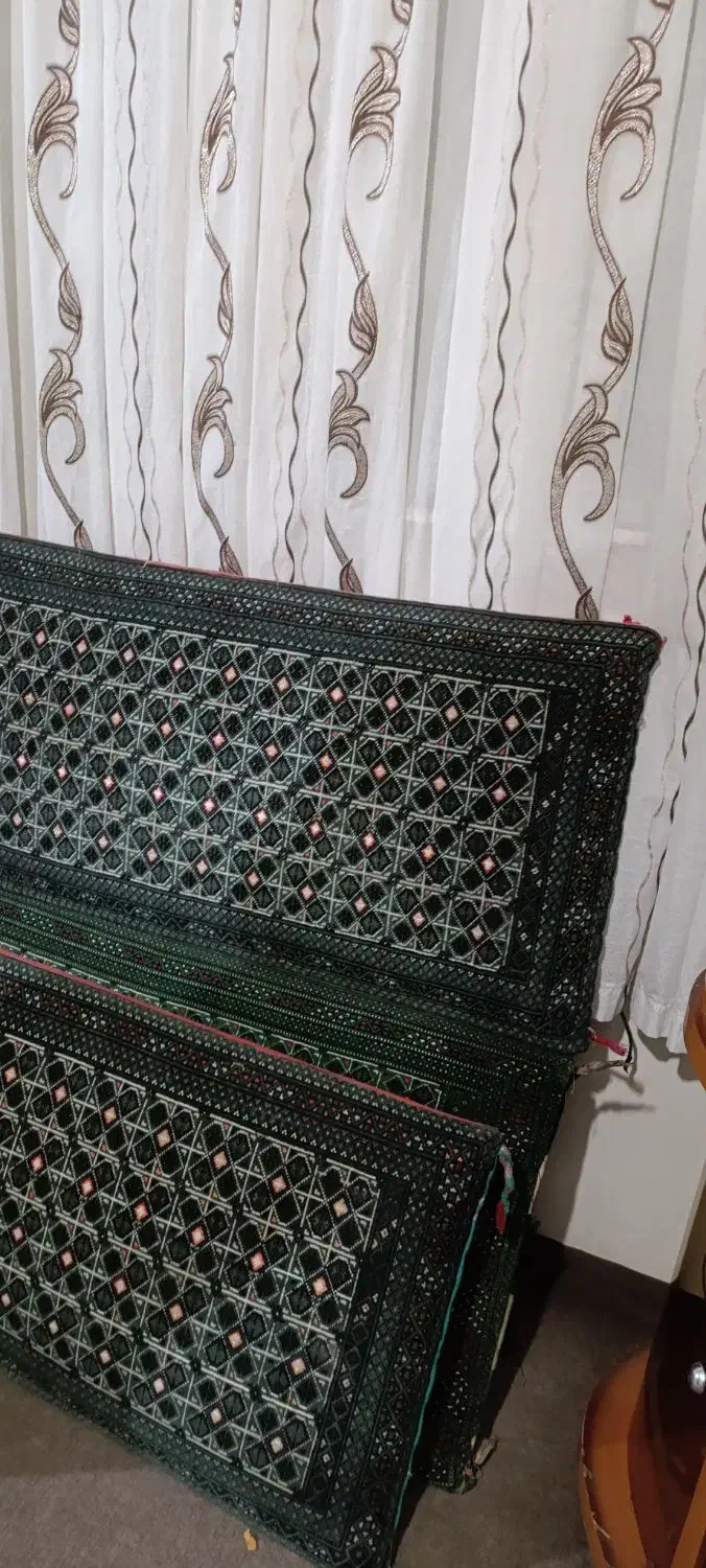 پشتی 10عددسالم|پشتی|نسیم‌شهر, |دیوار