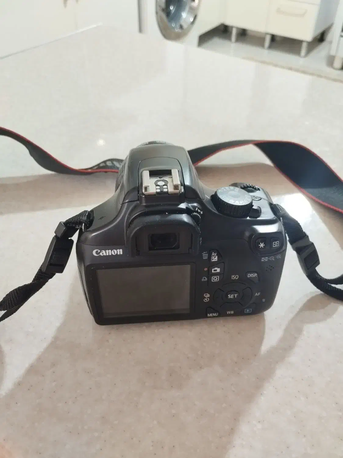 دوربین کانن (canon Eos1100D) وشارژر و کیف حرفه ای|دوربین عکاسی و فیلمبرداری|شیراز, شهرک فرهنگیان|دیوار