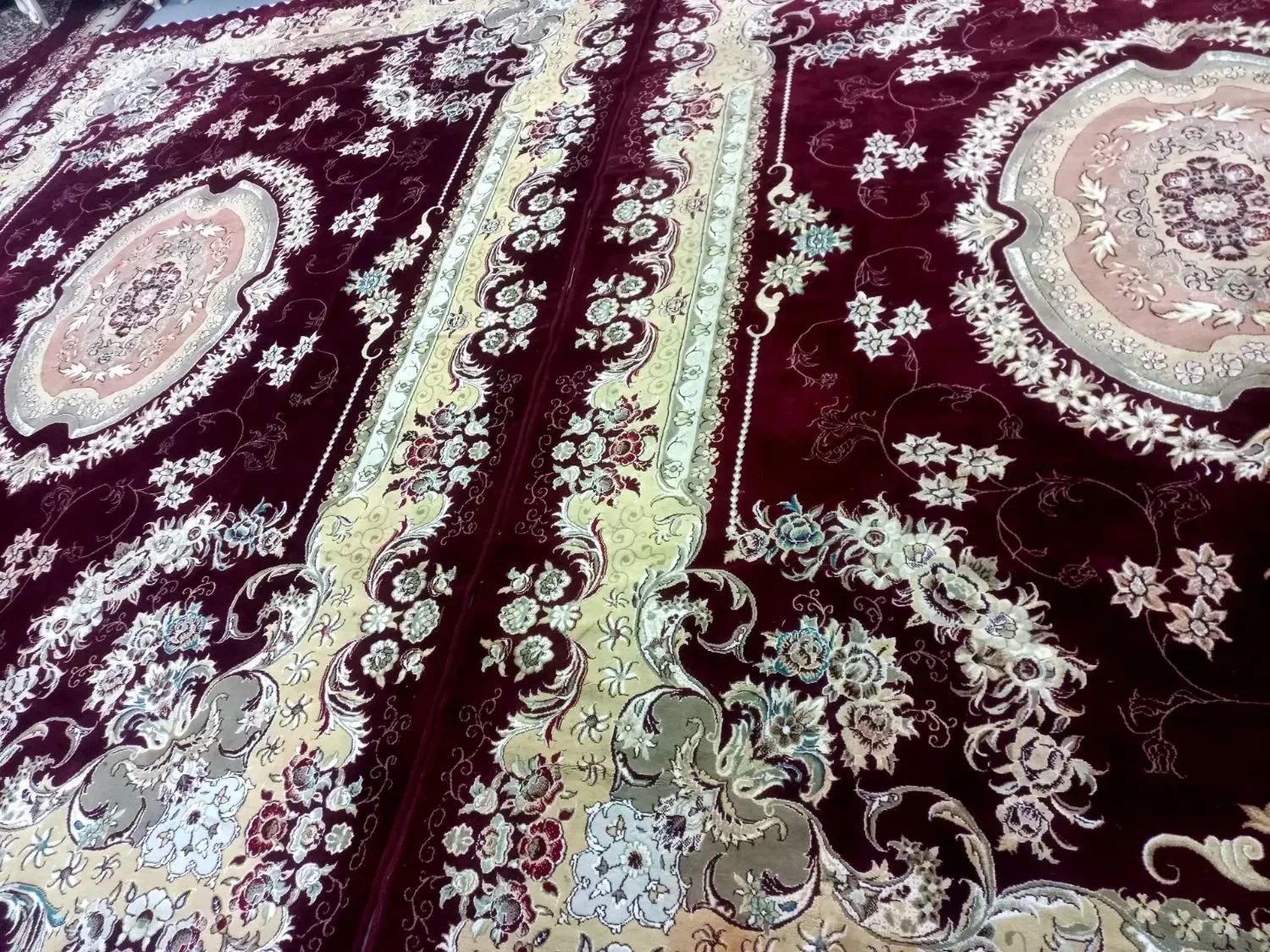 جفت ۱۲متری نخ سالم ضخیم ونرم باهم ۱۳میلیون|فرش|اهر, |دیوار