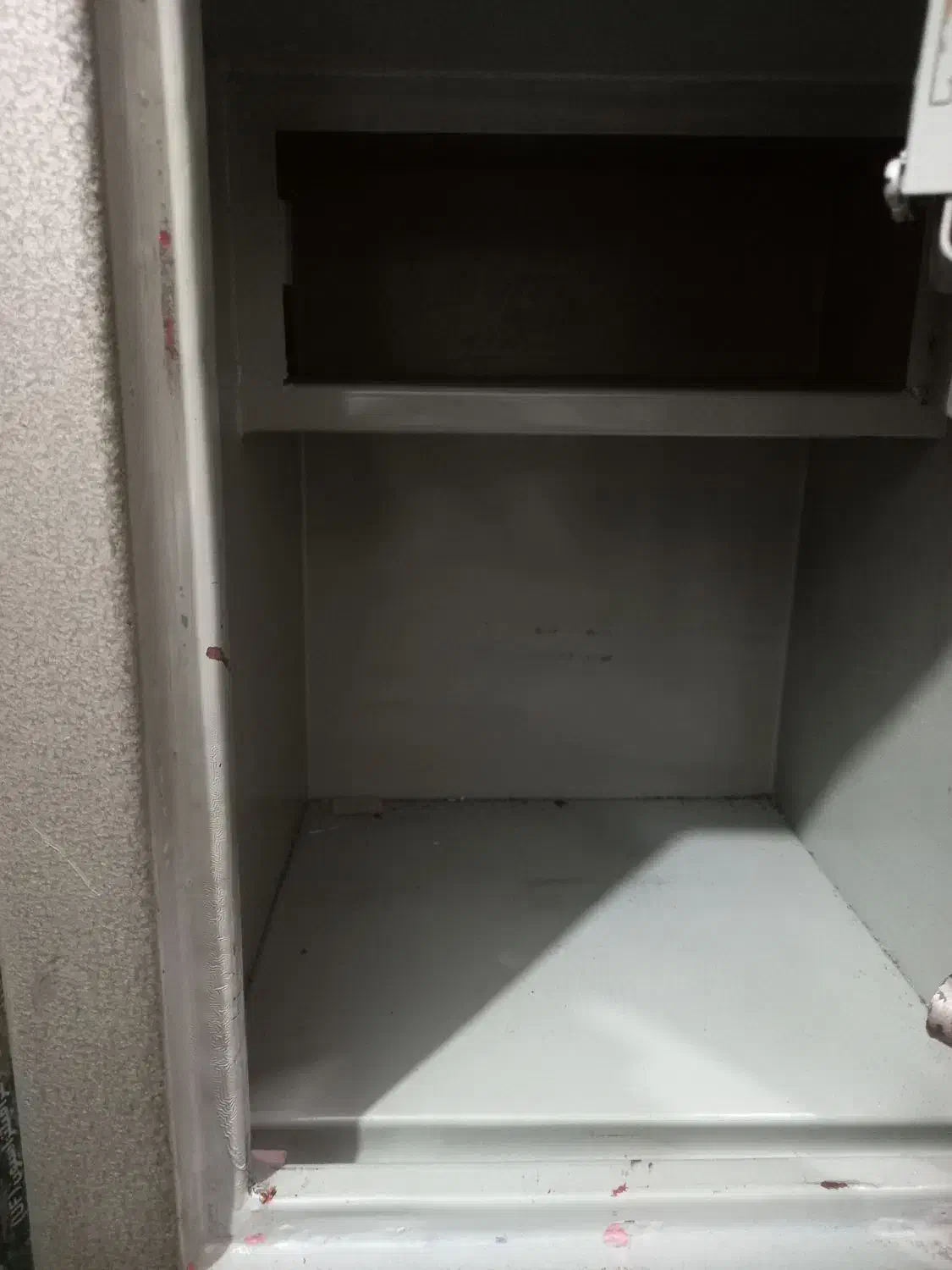 گاوصندوق|ابزارآلات|تویسرکان, |دیوار