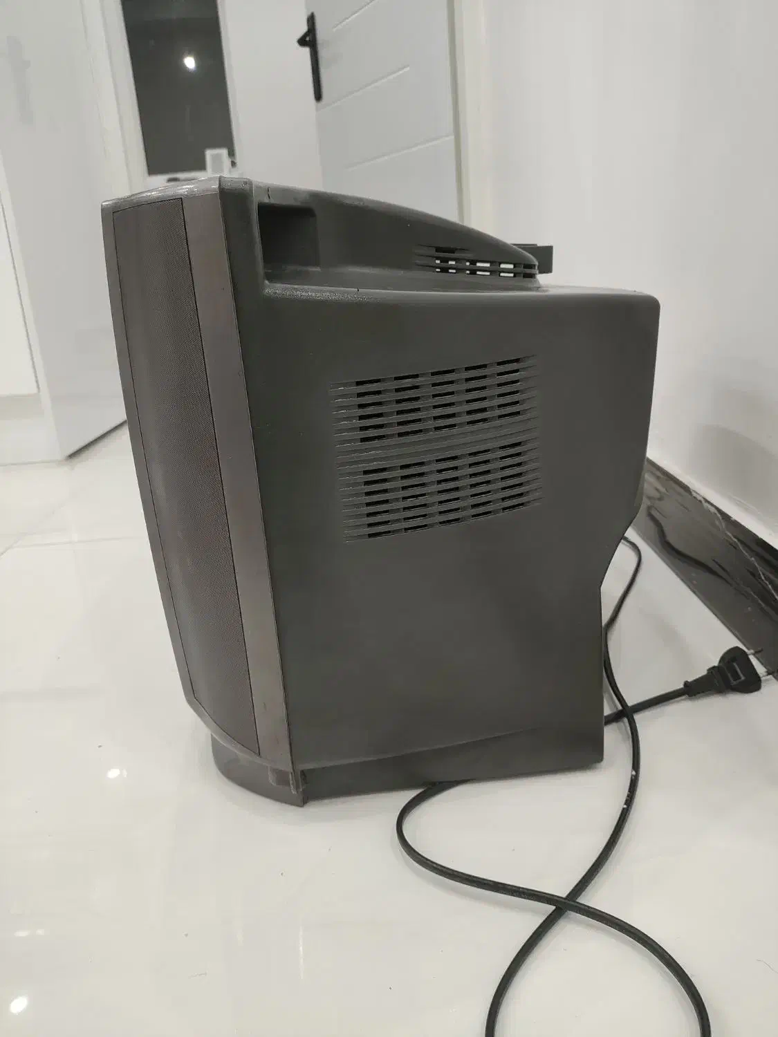 تلویزیون شهاب|تلویزیون و پروژکتور|قدس, شهر‌قدس|دیوار