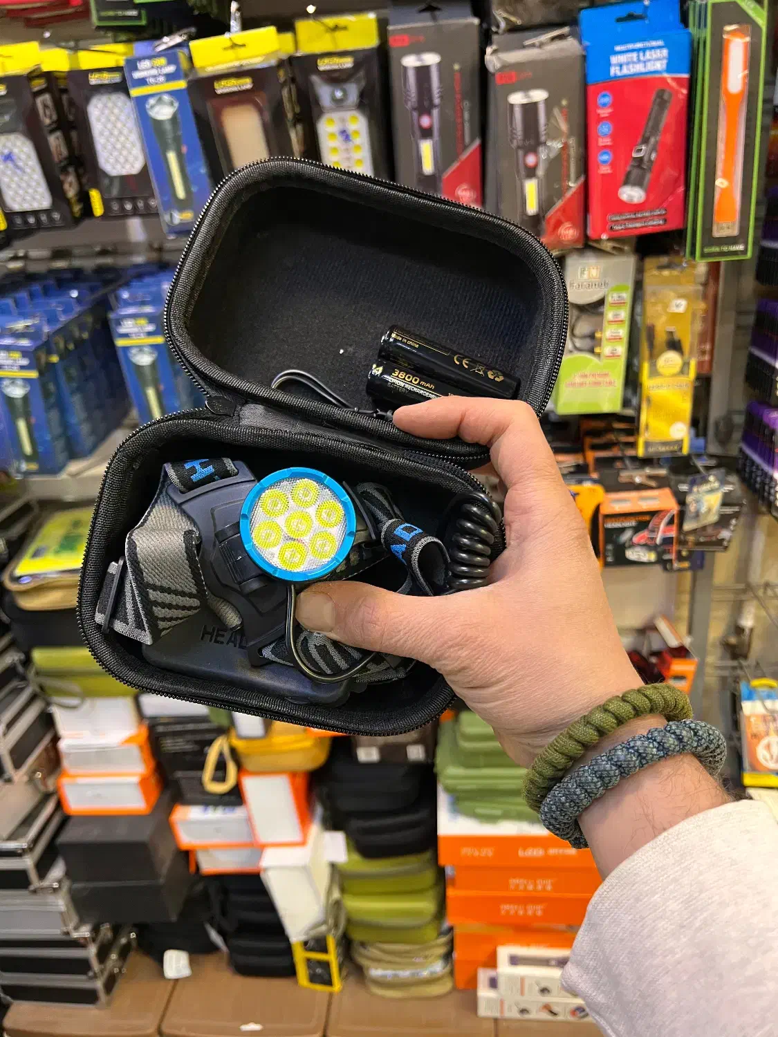 چراغ پیشانی شارژی ۷ لامپ زینگارو zingaro دیجیتالی|کوهنوردی و کمپینگ|تهران, لاله زار|دیوار