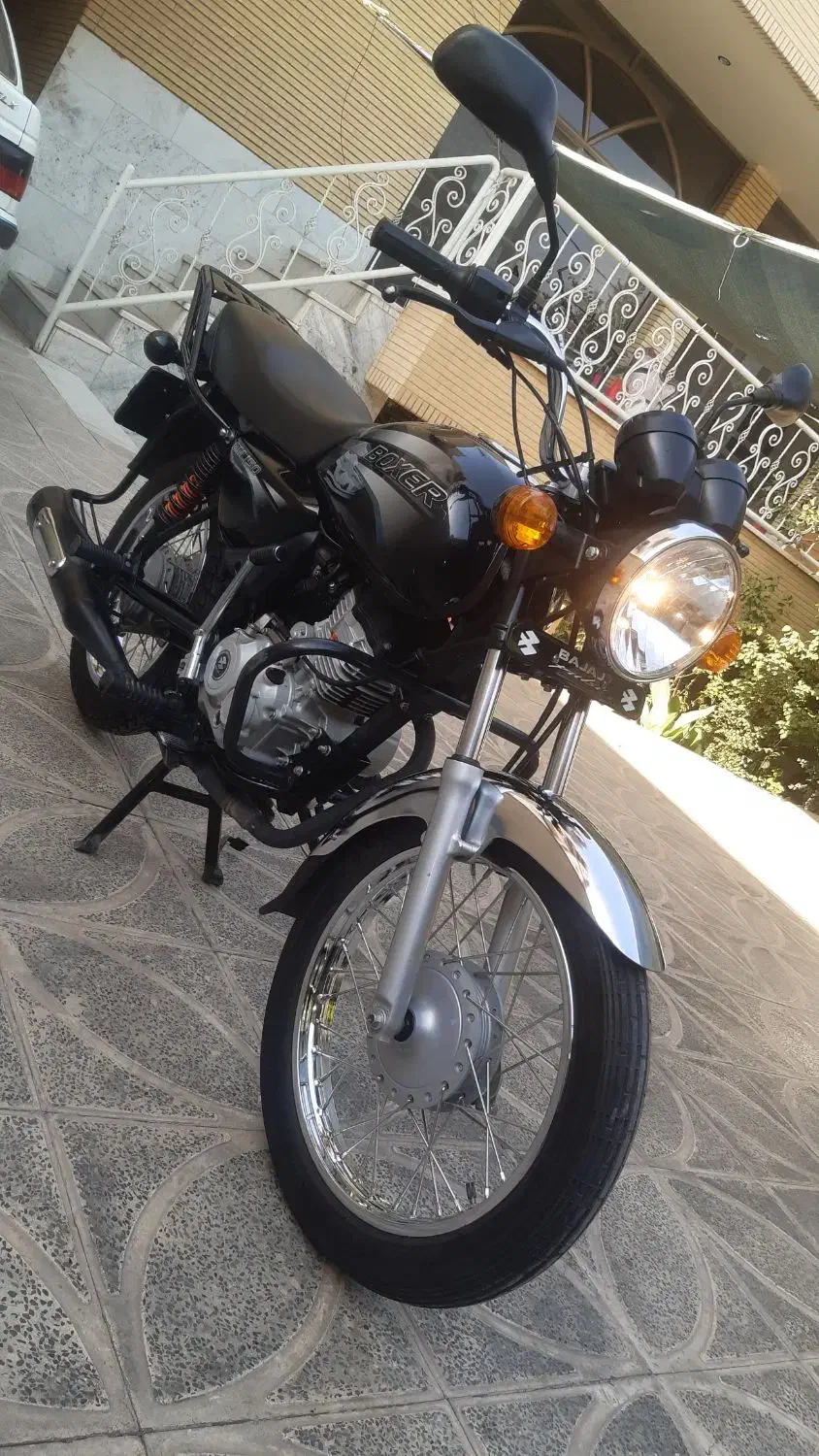 موتور باکسر(بوکسر)۱۵۰ اصلی مدل ۱۴۰۰ خانگی و کم کار|موتورسیکلت|اصفهان, برازنده|دیوار