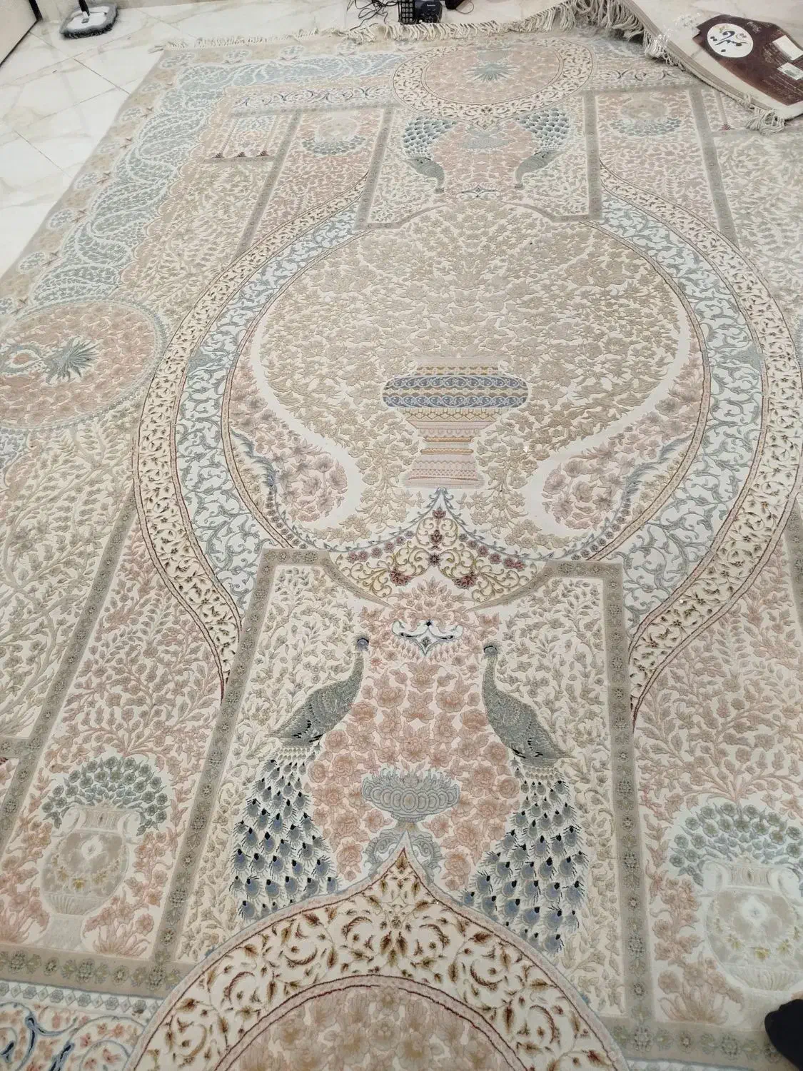 فرش ۹ متری تراکم ۳۶۰۰|فرش|تهران, ارامنه|دیوار