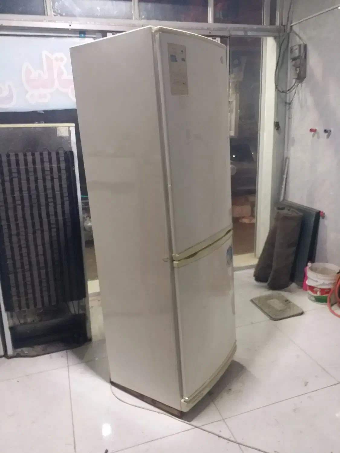 یخچال سالم و در حد میباشد|یخچال و فریزر|الوند, |دیوار