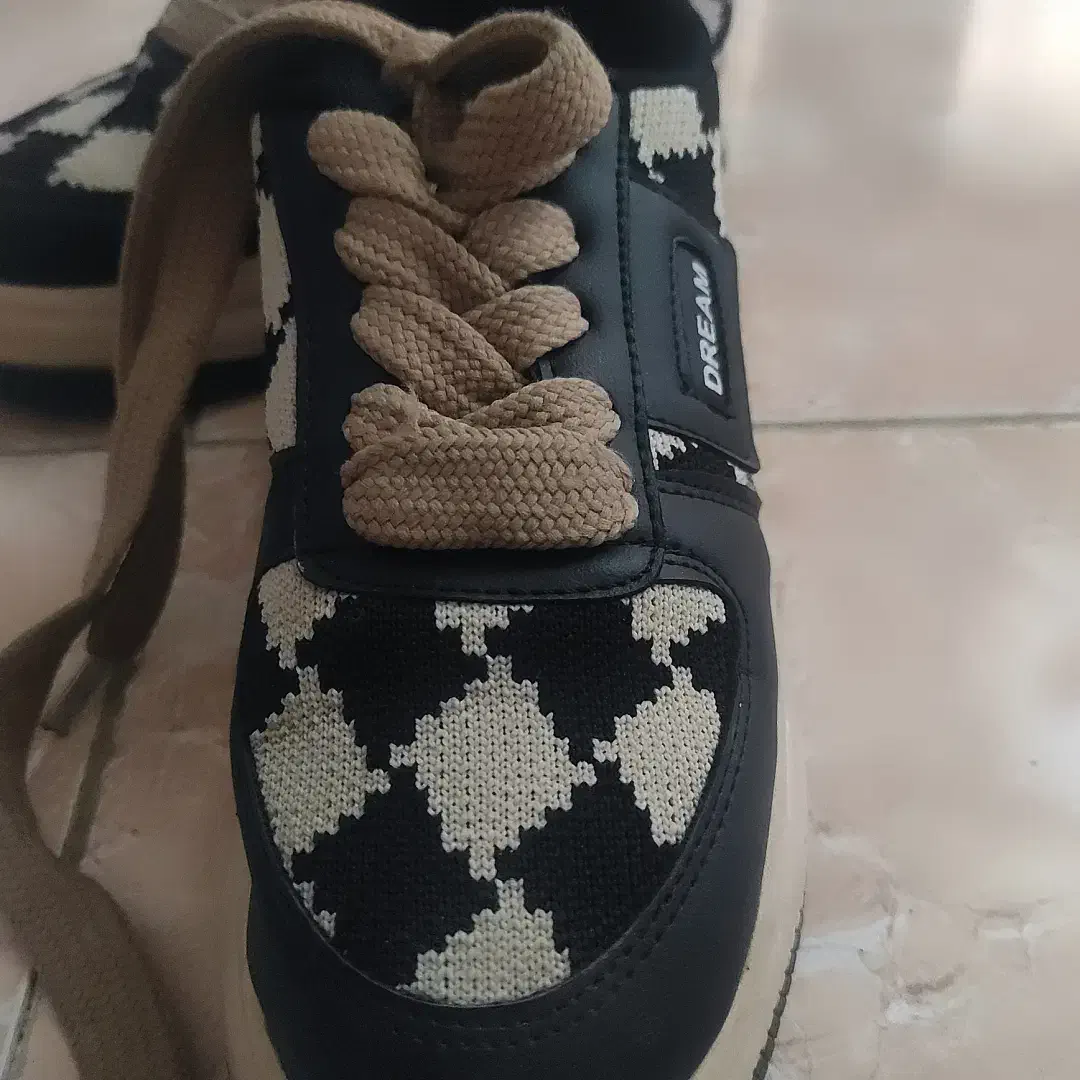 کفش پاییز و زمستان نو  سایز 37 فقط 300تومن|کیف، کفش، کمربند|رشت, حمیدیان|دیوار