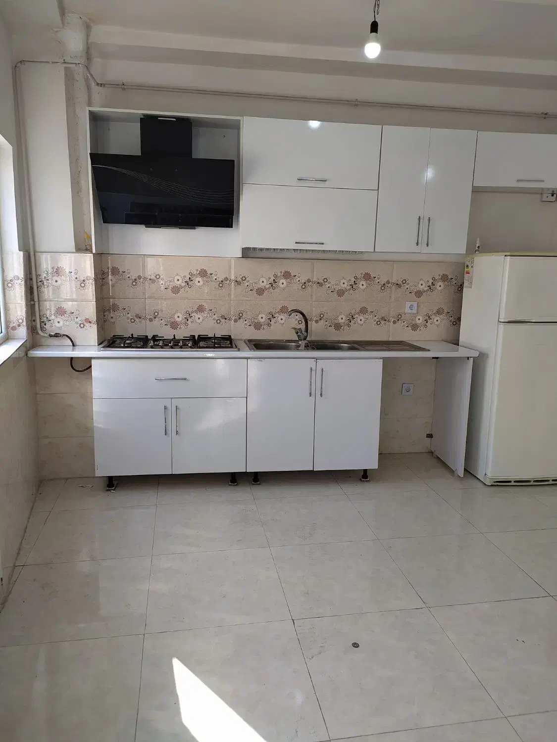 80 متر دوخواب کد 424|اجارهٔ آپارتمان|رشت, حمیدیان|دیوار