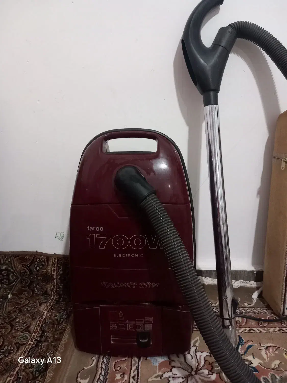 جارو برقی|جاروبرقی، جارو شارژی، بخارشو|بیجار, |دیوار