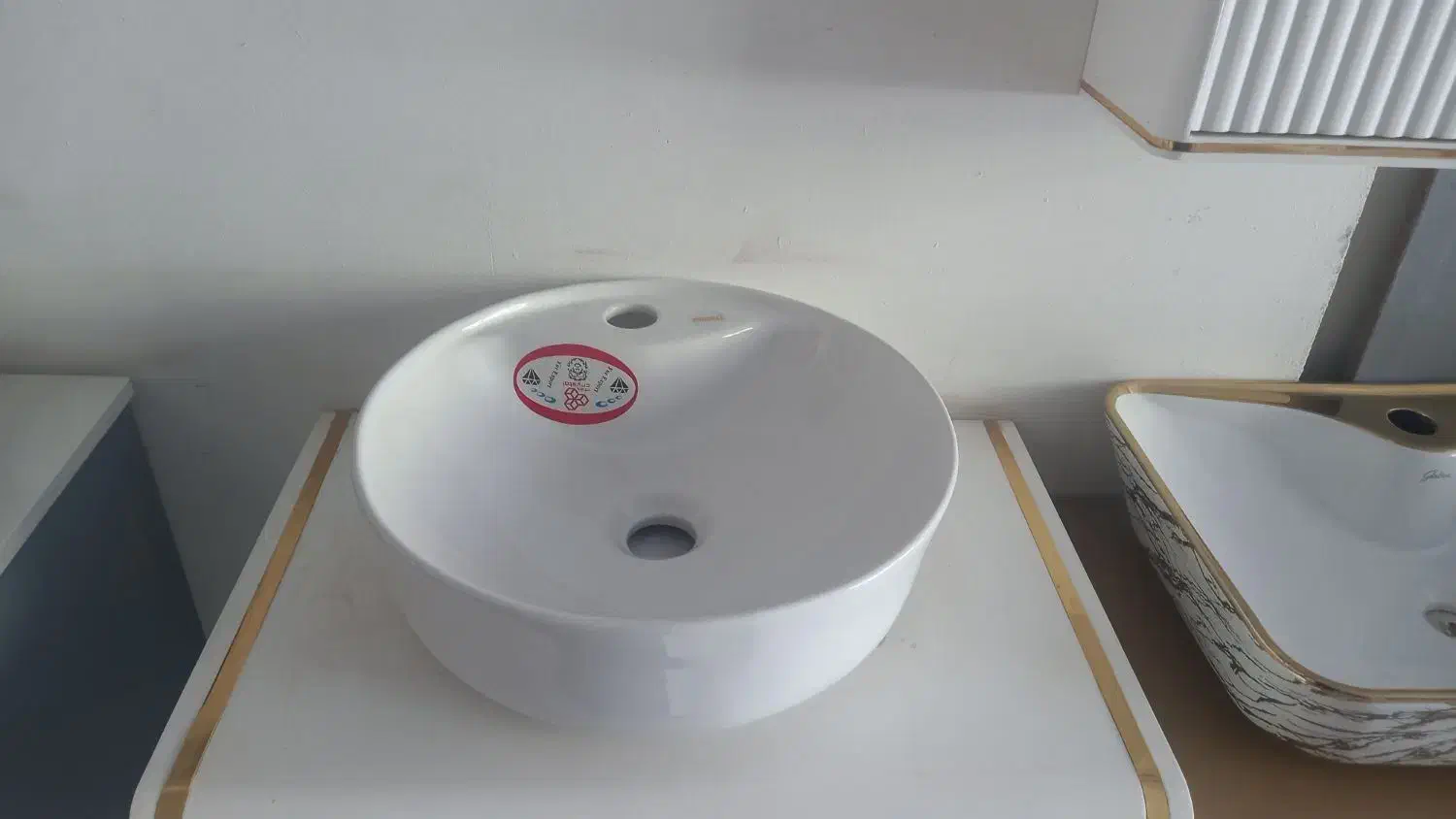 انواع روشویی|لوازم سرویس بهداشتی|همدان, |دیوار