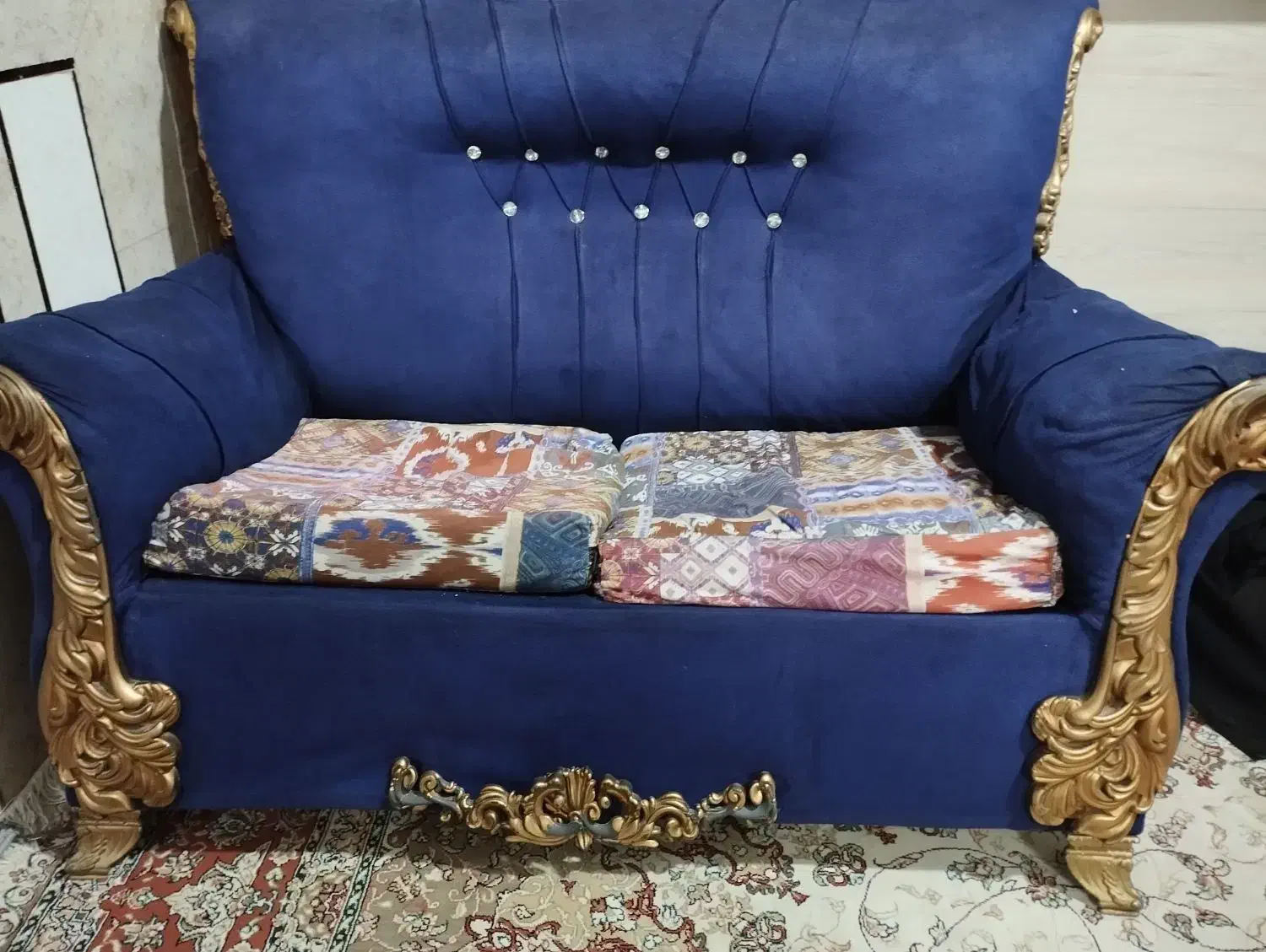 مبل سلطنتی ۷نفره|مبلمان خانگی و میز عسلی|زاهدان, |دیوار