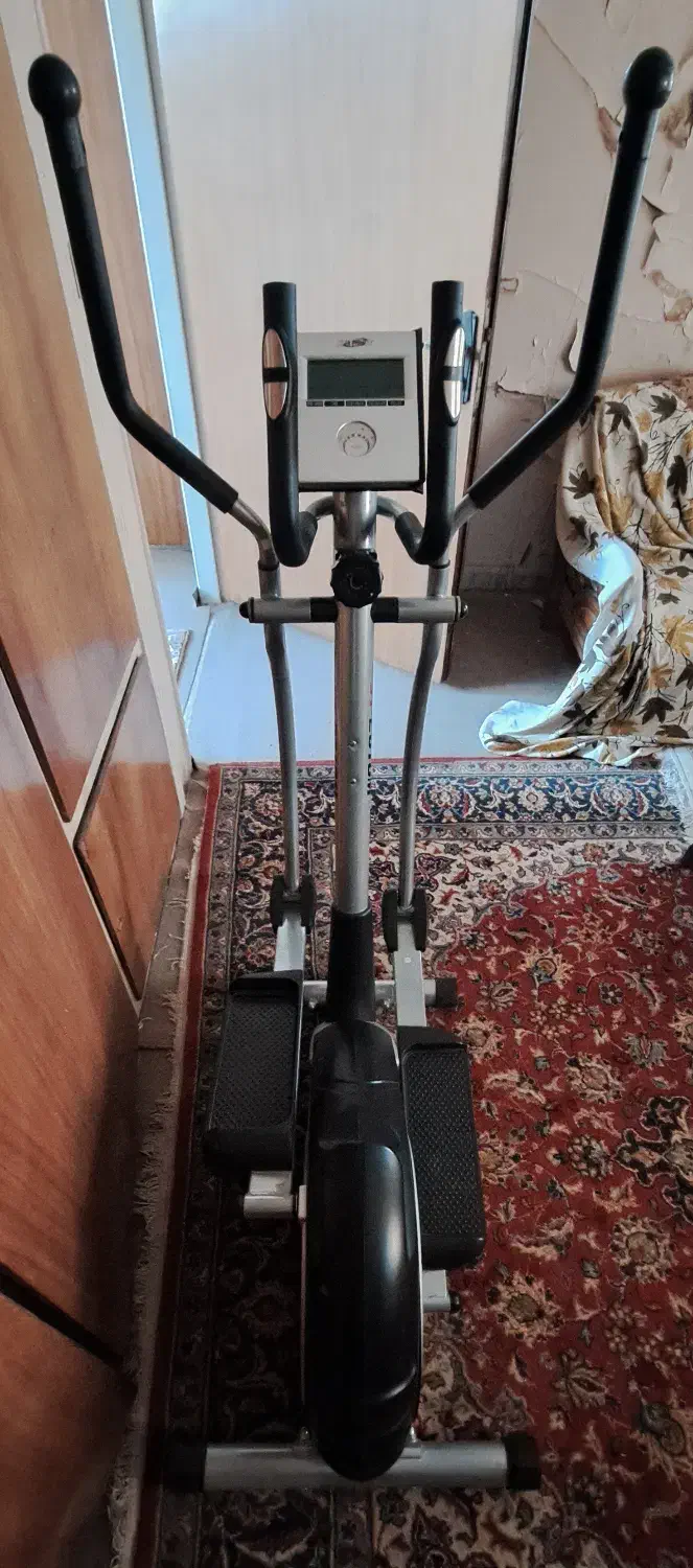 اسکی فضایی|تجهیزات ورزشی|اصفهان, ملک‌شهر|دیوار