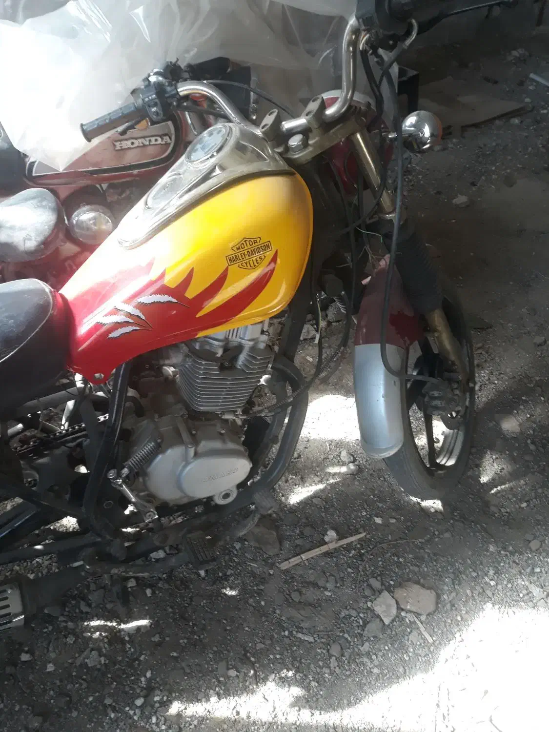 دو عدد موتور سیکلت  یکی هالی ۱۲۵ و یکی آمیکو ۷۰|موتورسیکلت|نمین, |دیوار