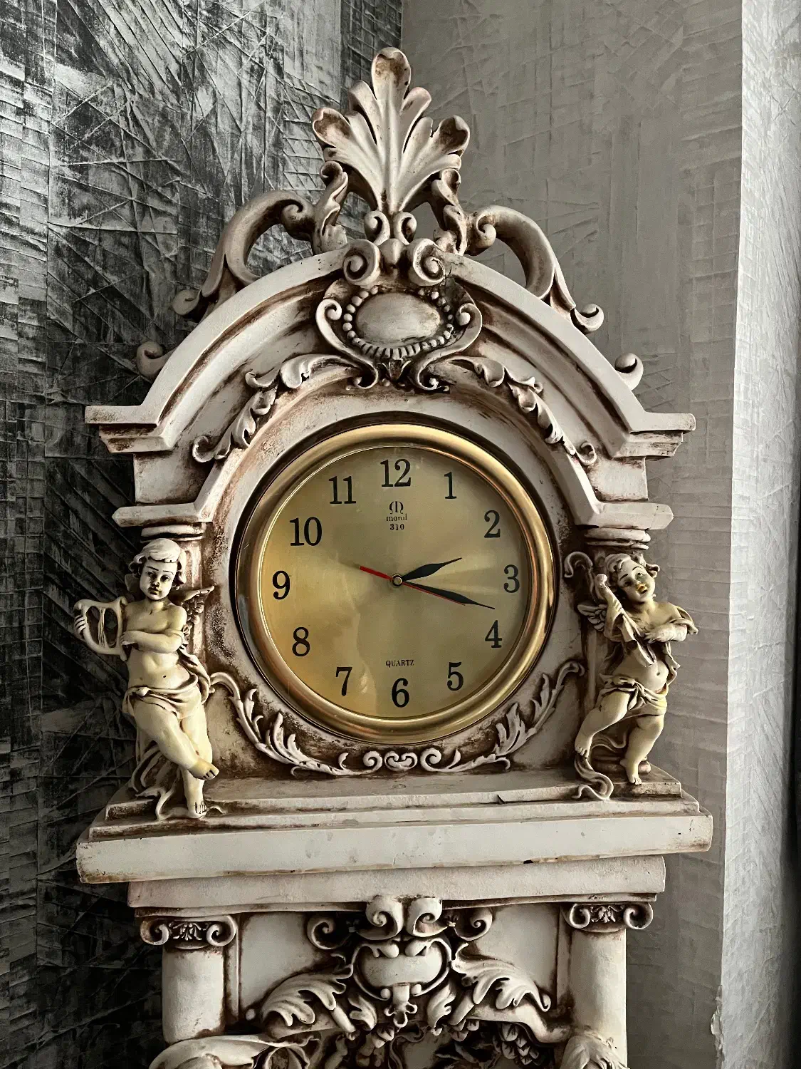 ساعت ایستاده|ساعت دیواری و تزئینی|اندیشه, اندیشه فاز ۱|دیوار