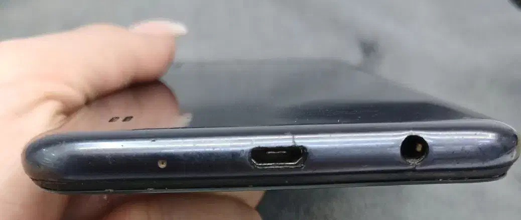 A10|موبایل|تهران, خاک سفید|دیوار