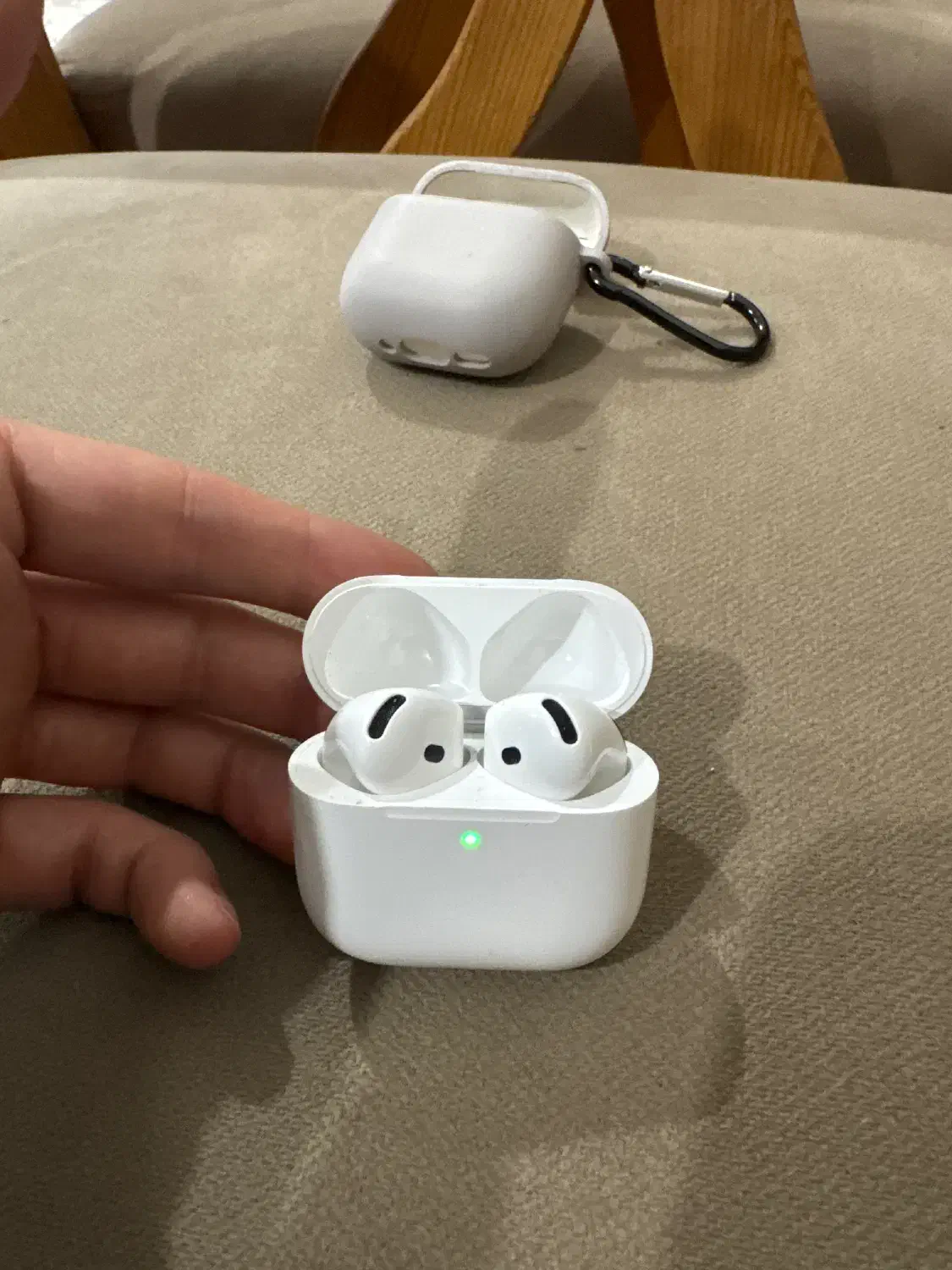 ایرپاد سری ۴ اصلی|لوازم جانبی موبایل و تبلت|آمل, |دیوار