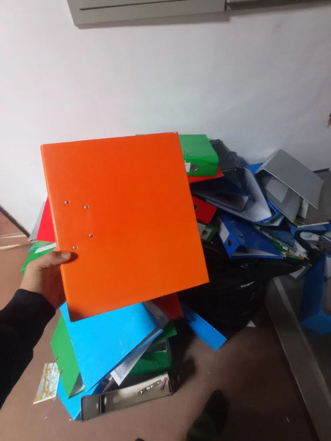 زونکن، اداری،|لوازم التحریر|شیروان (خراسان), |دیوار