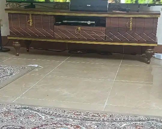 دو عدد میز تلویزیون نو|میز تلویزیون|شیراز, لاله|دیوار