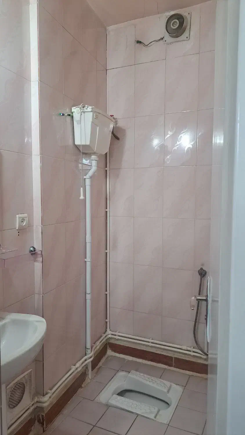 آپارتمان یک خوابه ۸۵ متر بازسازی شده