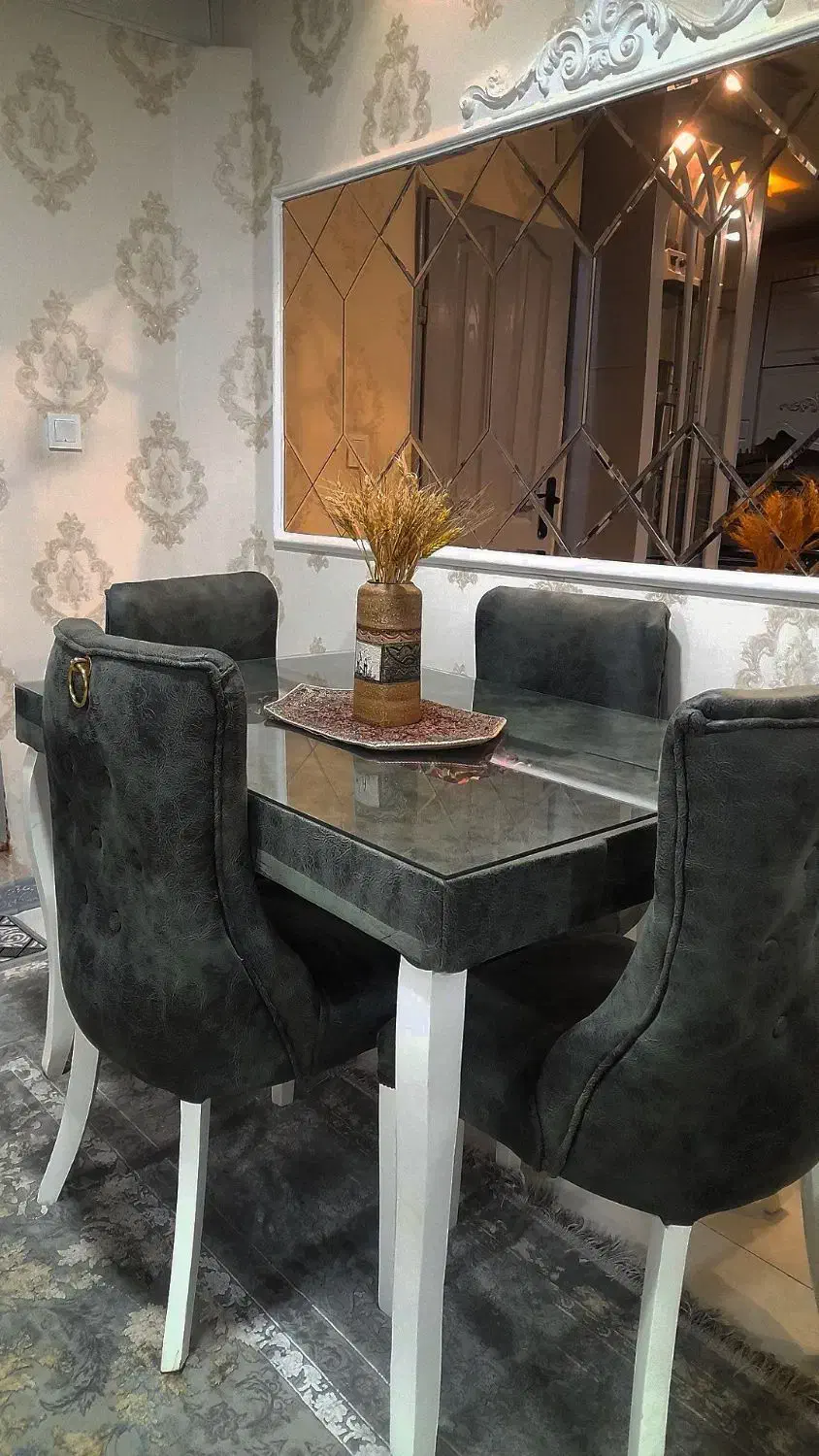 میز نهارخوری چهار نفره|میز و صندلی غذاخوری|تربت‌حیدریه, فردوسی جنوبی|دیوار