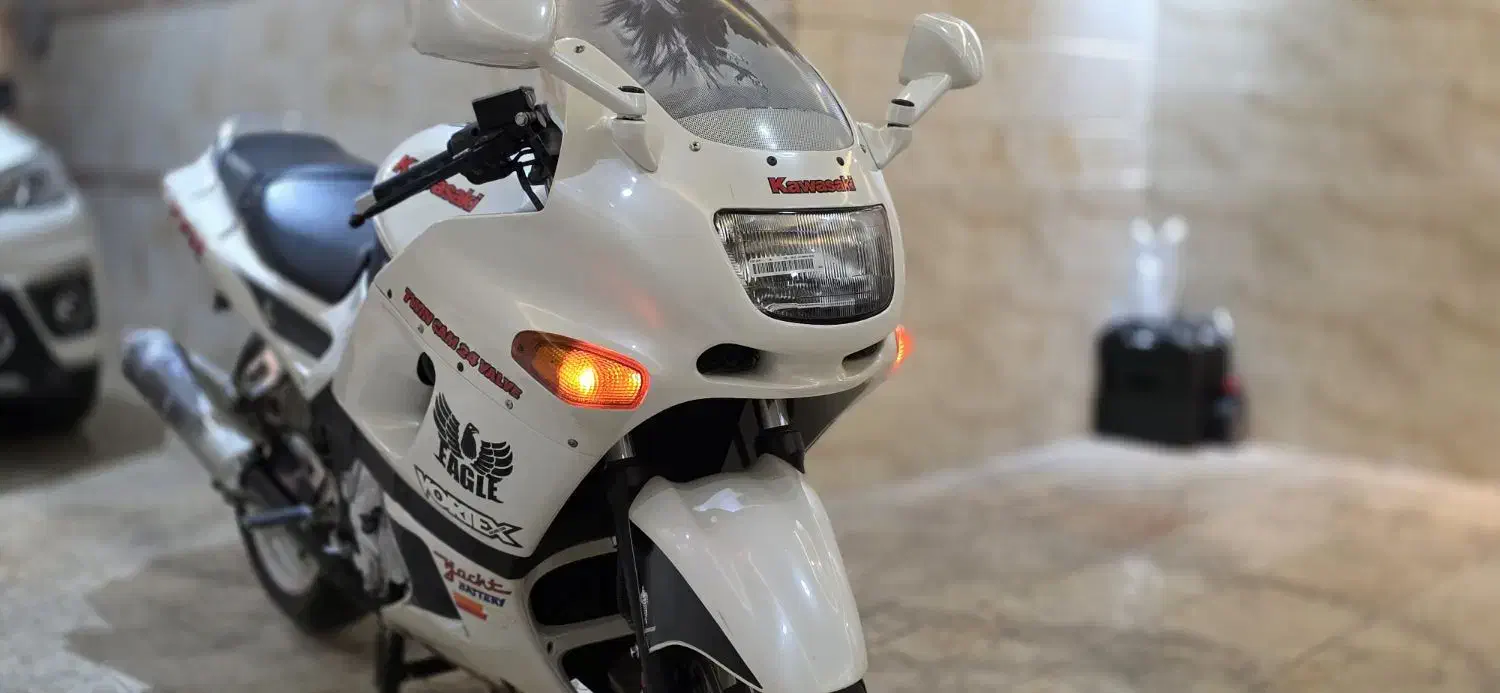 موتور کلکسیونی کاوازاکی zx400|موتورسیکلت|تهران, صد دستگاه|دیوار