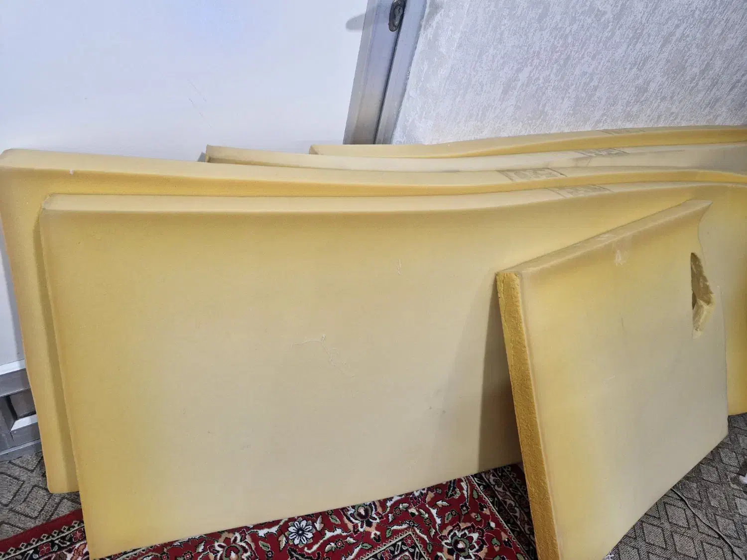 ابر نشیمن کنار اتاق|رختخواب، بالش، پتو|برخوار, |دیوار