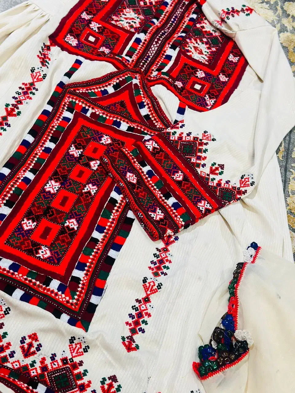 لباس وصل شده|لباس|نیک شهر, |دیوار