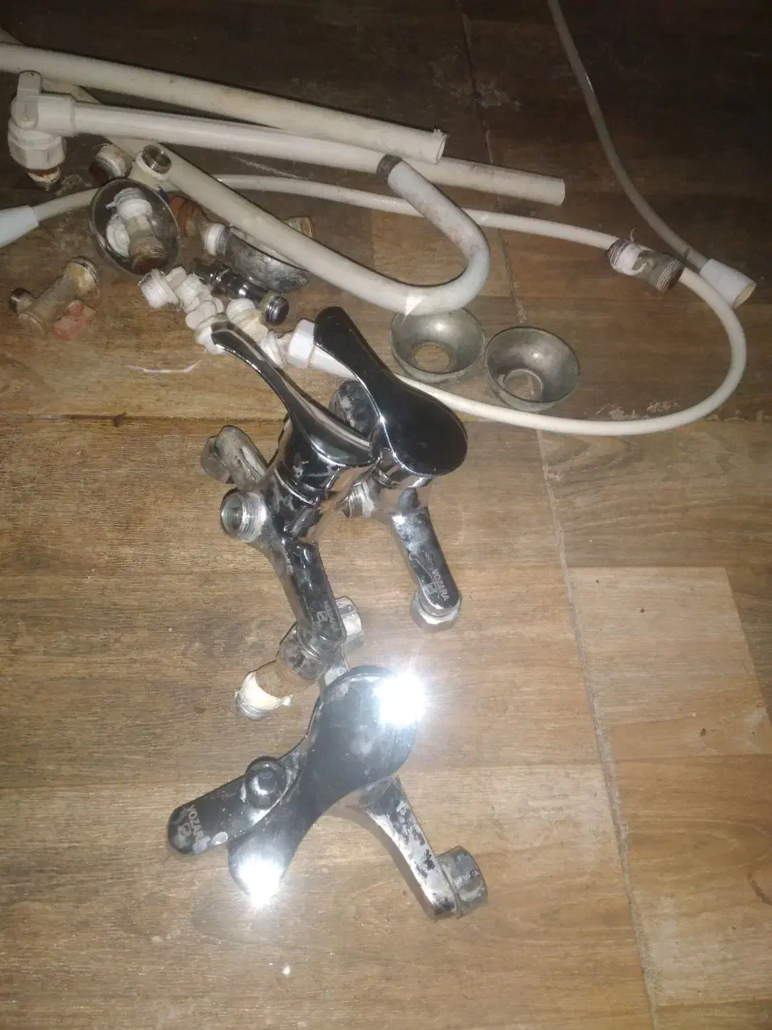 شیر حمام دسشویی روشویی|لوازم سرویس بهداشتی|نورآباد, |دیوار