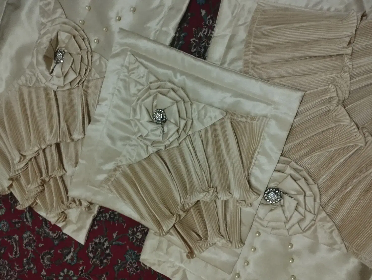 روتختی گل برجسته|سرویس روتختی|مشهد, کارمندان دوم|دیوار