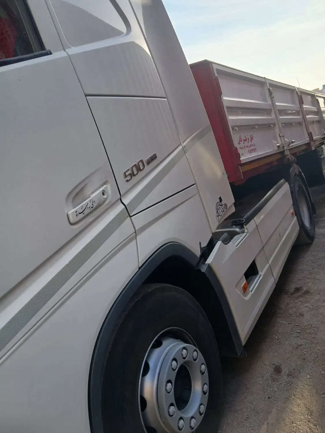 بدون رنگ باطری بغل کارکرد ۶۷۰هزار|خودرو سنگین|بیرجند, |دیوار