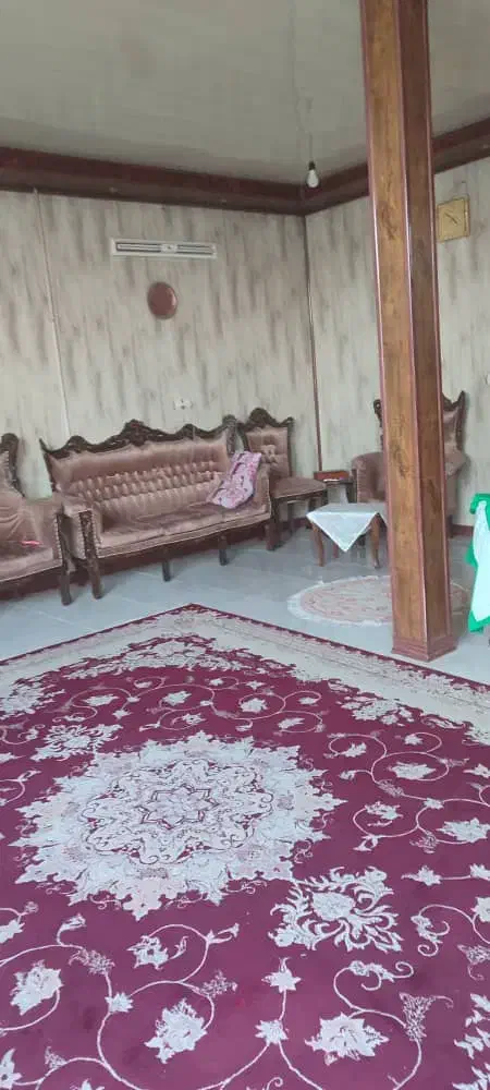 ویلایی ۱/۵ طبقه ۳ خواب مرتب سند دار مدرسه همدانیان|فروش خانه و ویلا|اصفهان, شاهد|دیوار