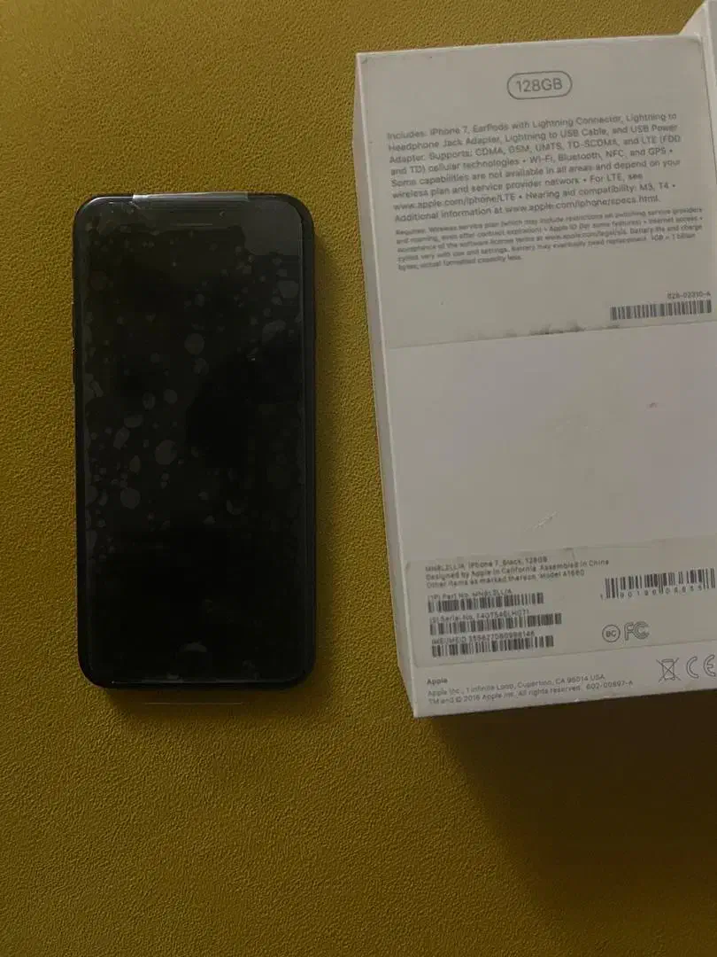 ایفون ۷ ۱۲۷ گیگ|موبایل|شیراز, ارم|دیوار