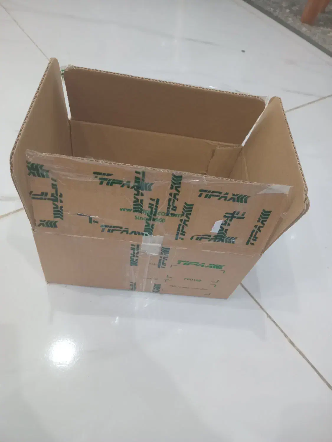 کارتون و تیپاکس|ابزارآلات|شیراز, دست خضر|دیوار