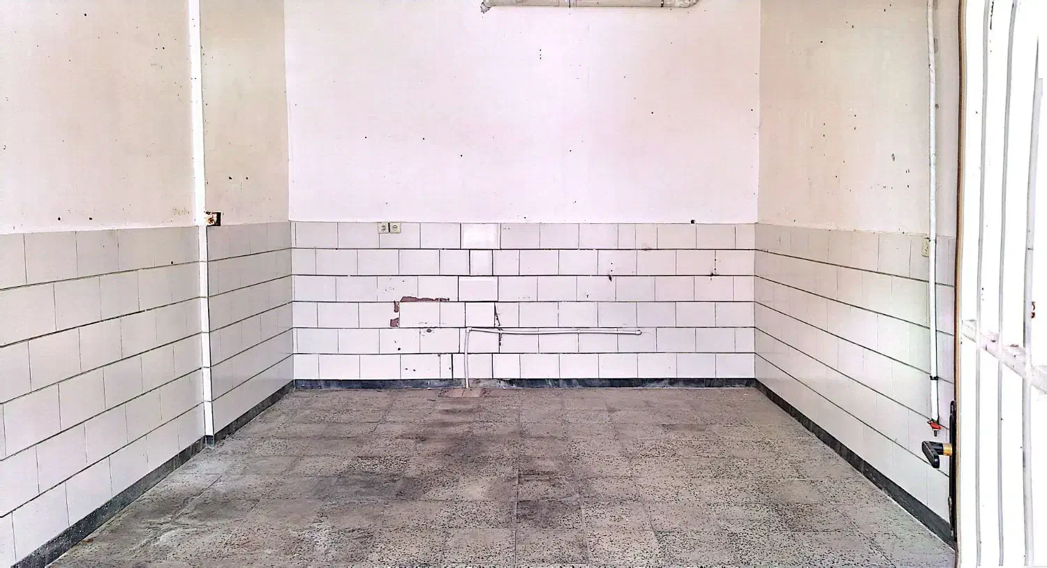 یک باب مغازه در۲۰متری میقان اجاره داده مشود|اجارهٔ مغازه و غرفه|اراک, |دیوار