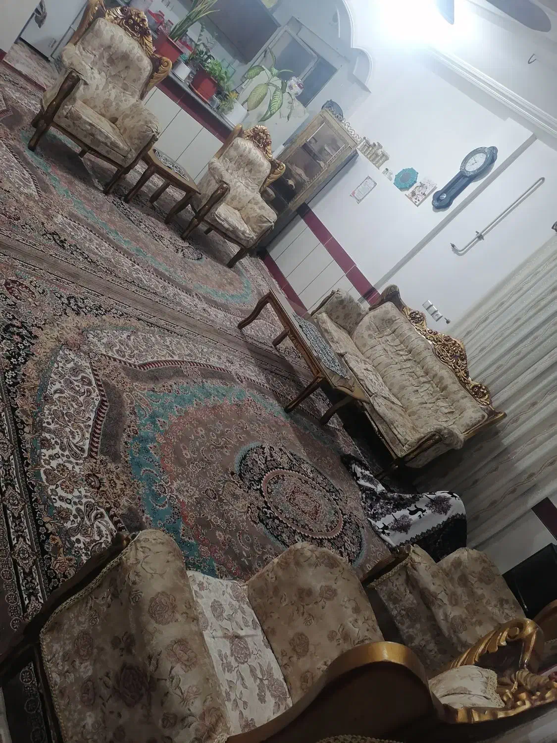 مبل سلطنتی|مبلمان خانگی و میز عسلی|مینودشت, |دیوار