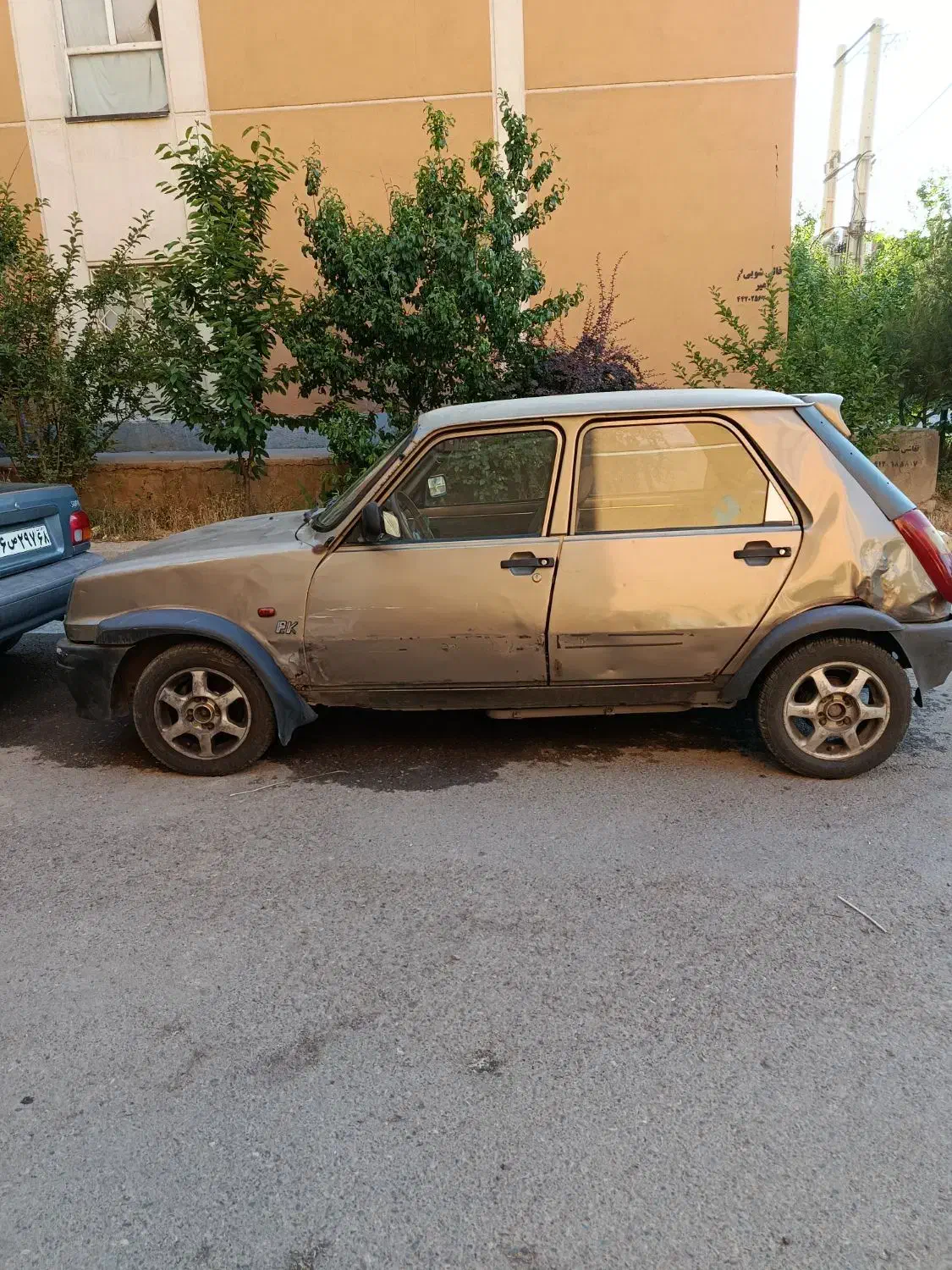 ماشین پی کی|خودرو سواری و وانت|هشتگرد, شهرک ایران خودرو|دیوار