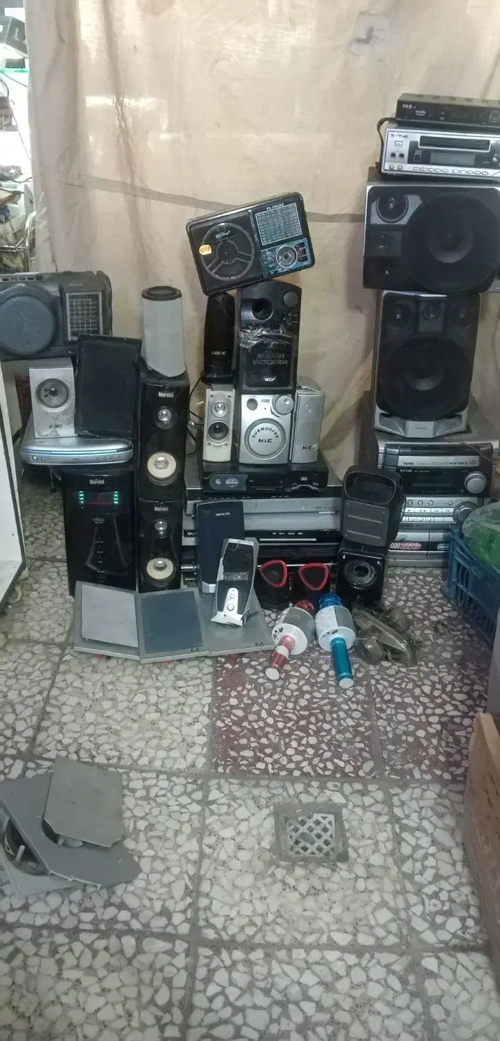 تعدادی لوازم صوتی تصویری...|صوتی و تصویری|اراک, |دیوار