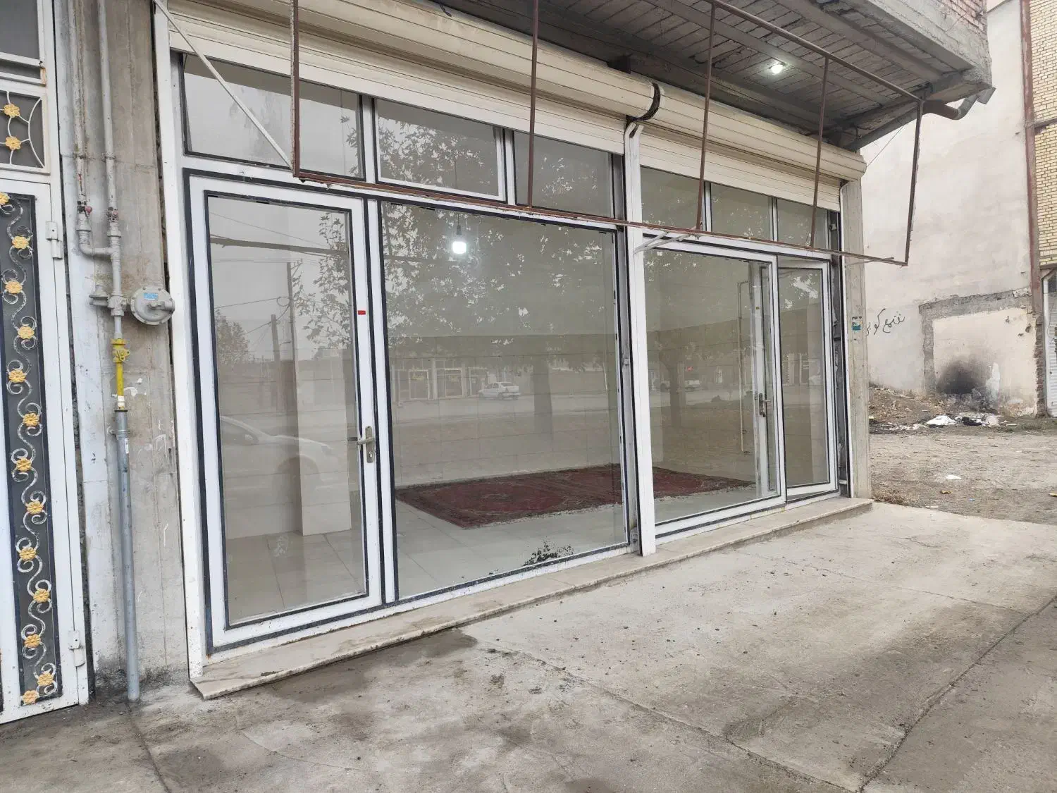 اجاره دو دهنه مغازه|اجارهٔ مغازه و غرفه|نقده, |دیوار